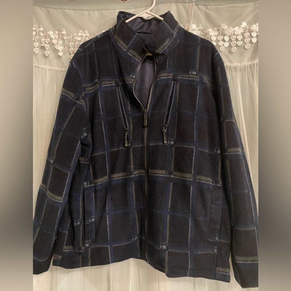 Men’s large reversible jacket size large